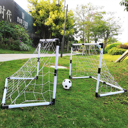 Set de joaca, 2 porti de fotbal cu pompa de umflat si minge de fotbal 85 x 60 x 42 см