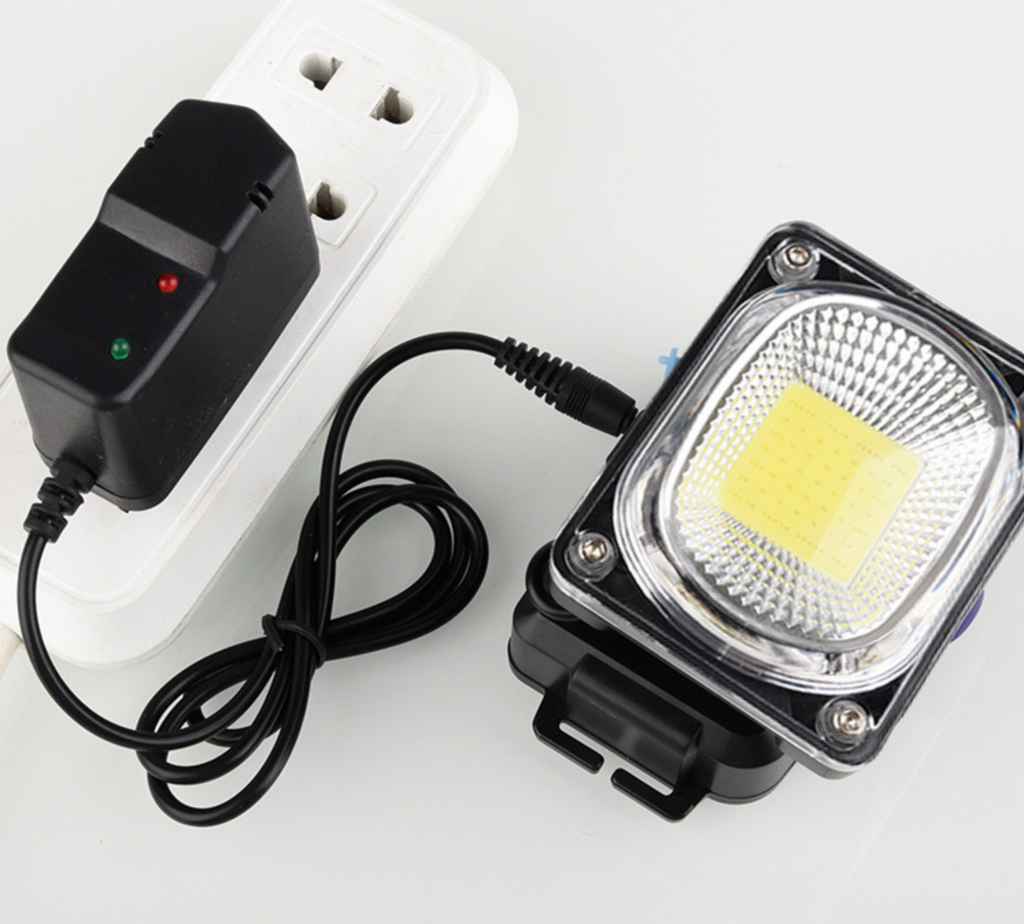 Lanterna reincarcabila de cap cu LED mare 2.5 cm, model LL-6651